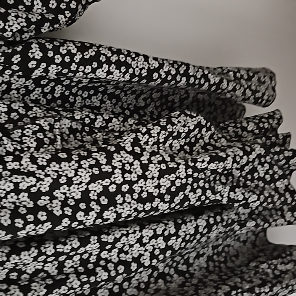 Abound Black and White Floral Midi Dress - Picture 3 of 7